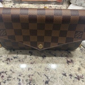 Felicie LV Crossbody. Like new!